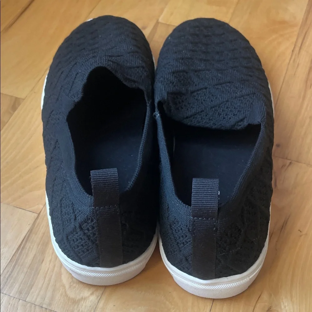 Torrid Black Textured Slip-On Shoes - Picture 3 of 4